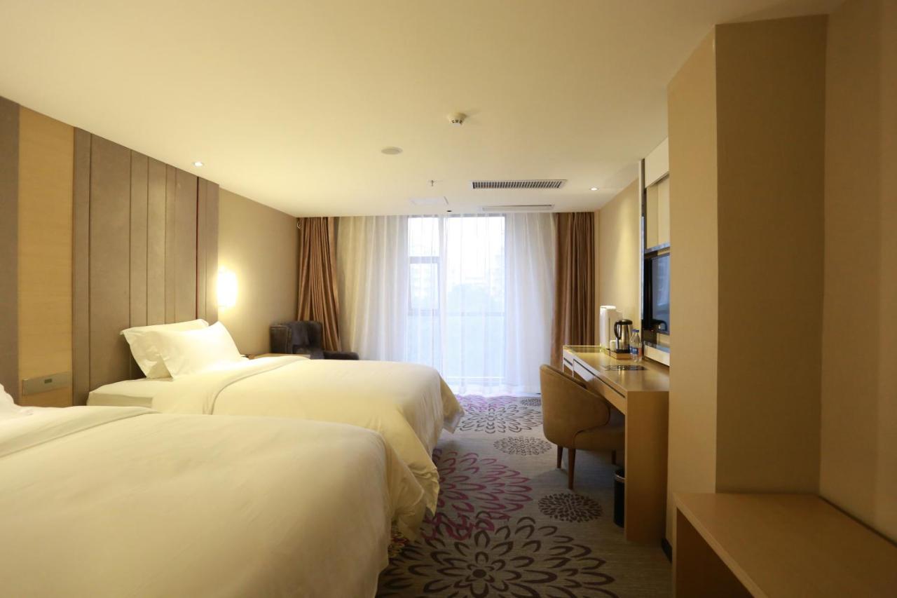Lavande International Hotel Guangzhou Taikoo Hui Square Shipaiqiao Metro Station Branch - Free Shuttle Bus To Canton Fair Complex During Canton Fair Period & Free Vpn Internet Access Exterior photo